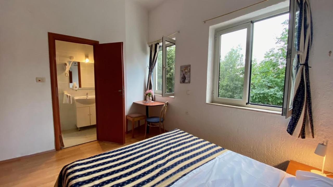 Apartment Salyna
