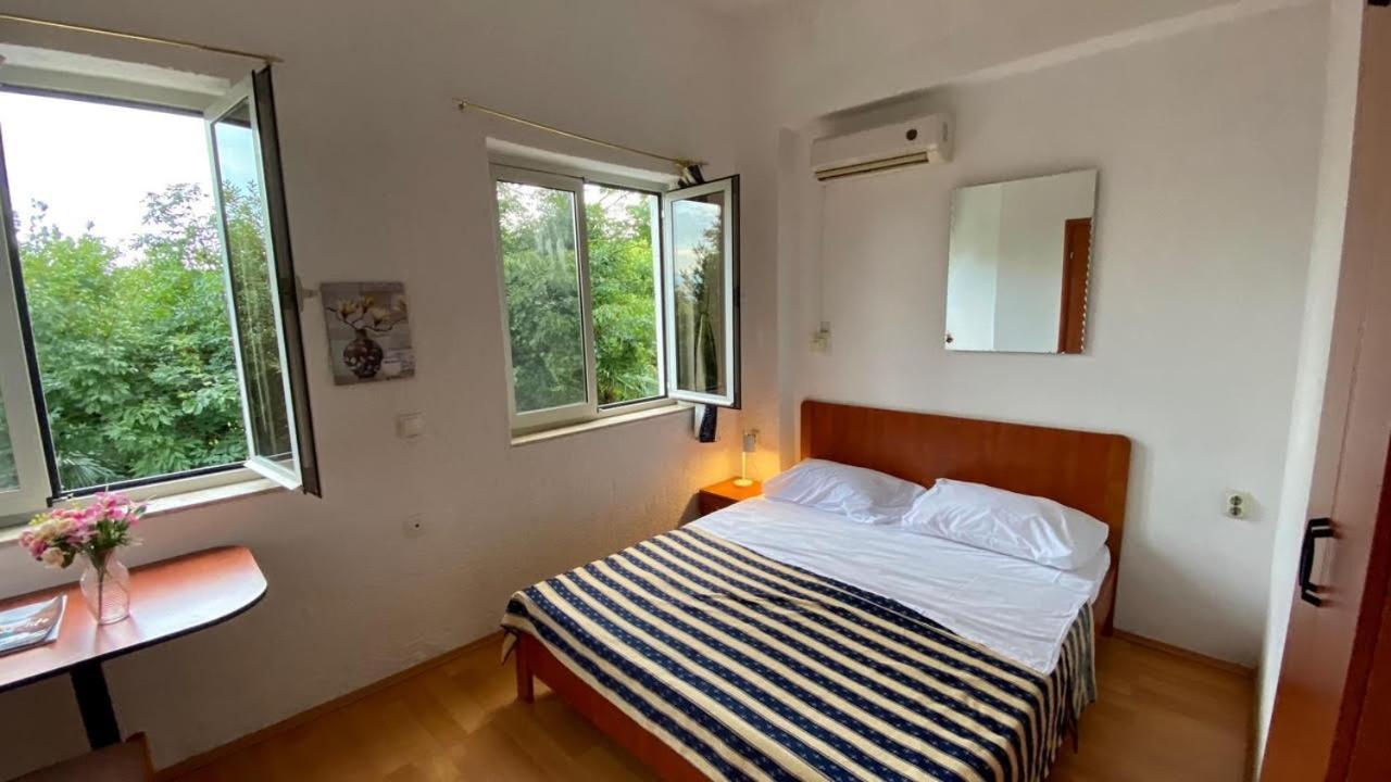 Apartament Salyna