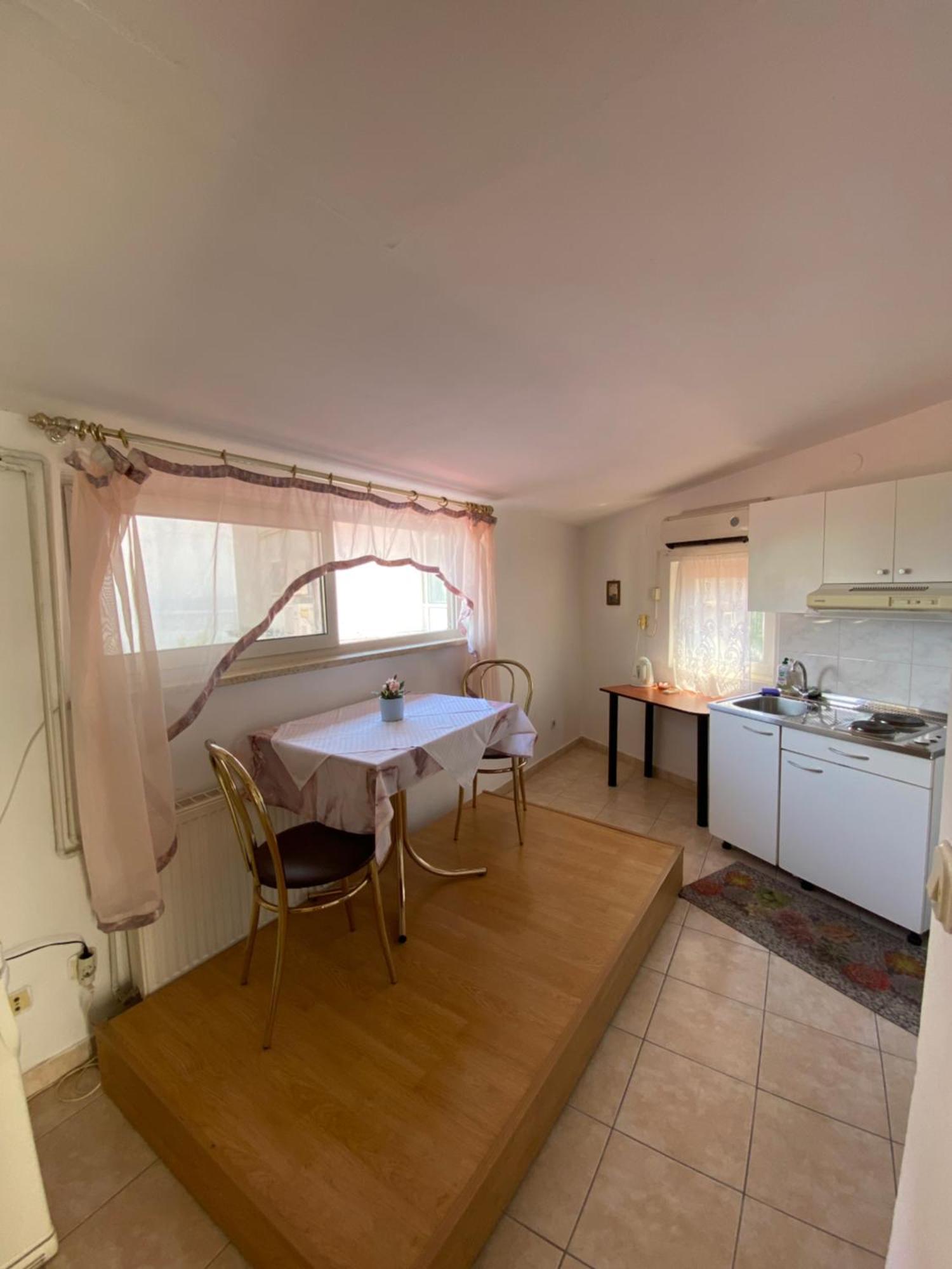 Salyna Apartament Ičići