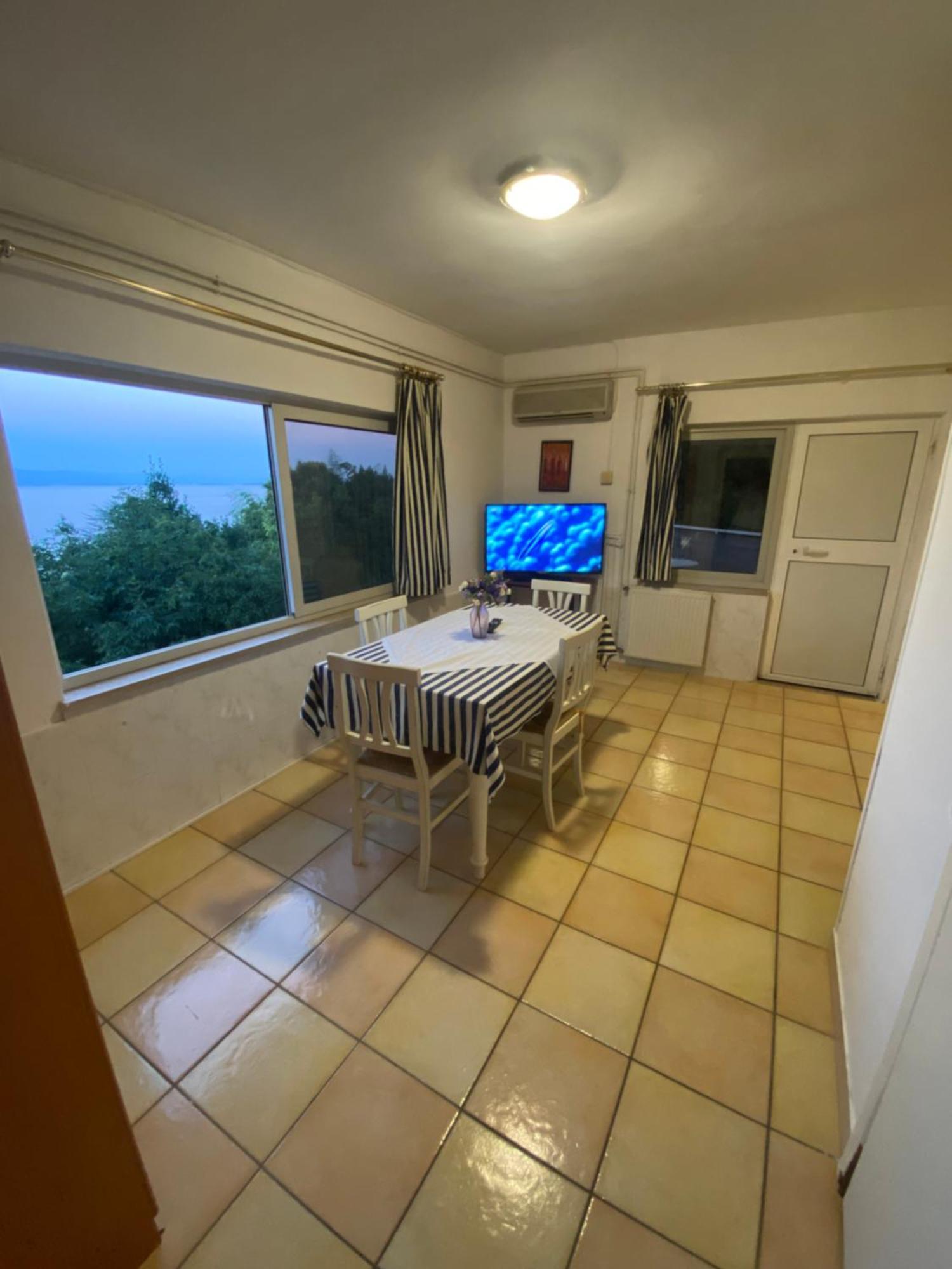Apartment Salyna *