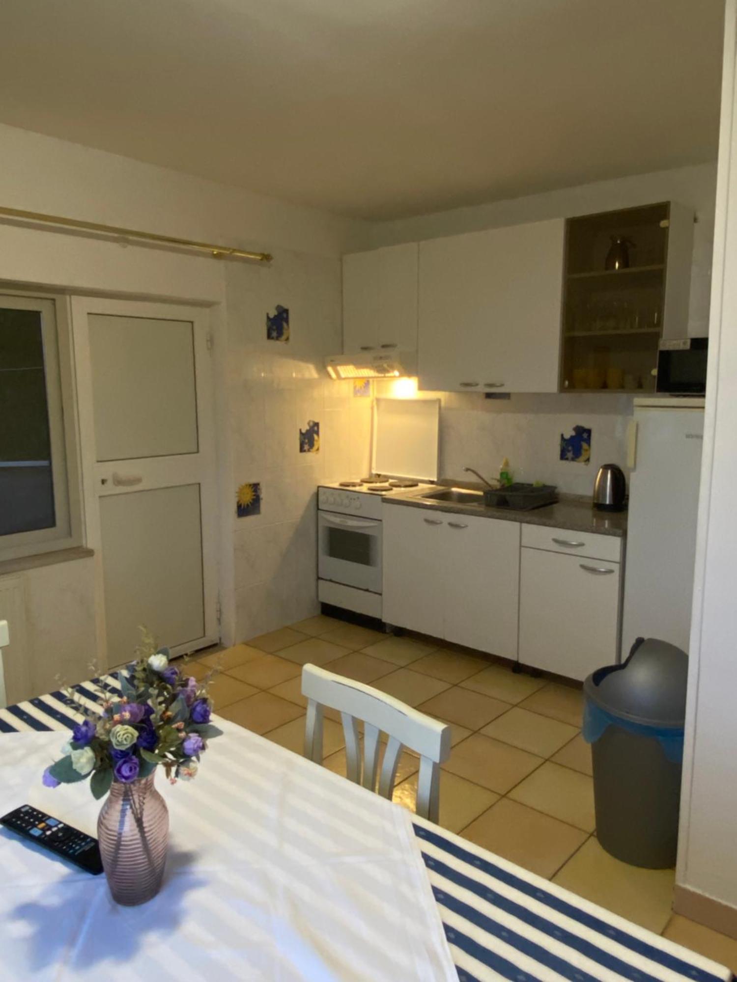 Salyna Apartment